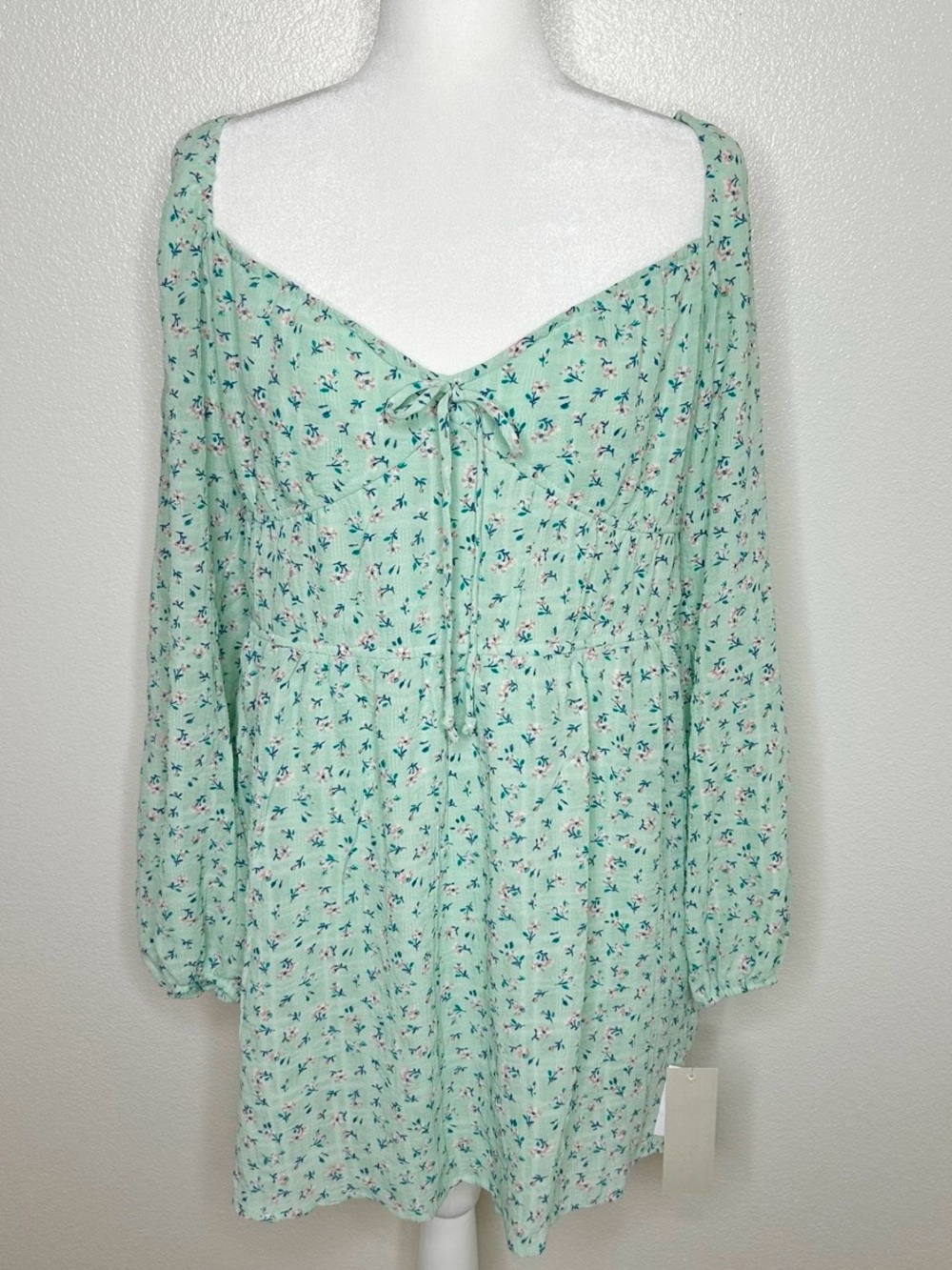 New Kingston Gray Juniors Green Floral V-Neck Long Sleeve Mini Dress Size XL NWT
